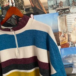 buckle zipup sweater BKE brand SIZE M